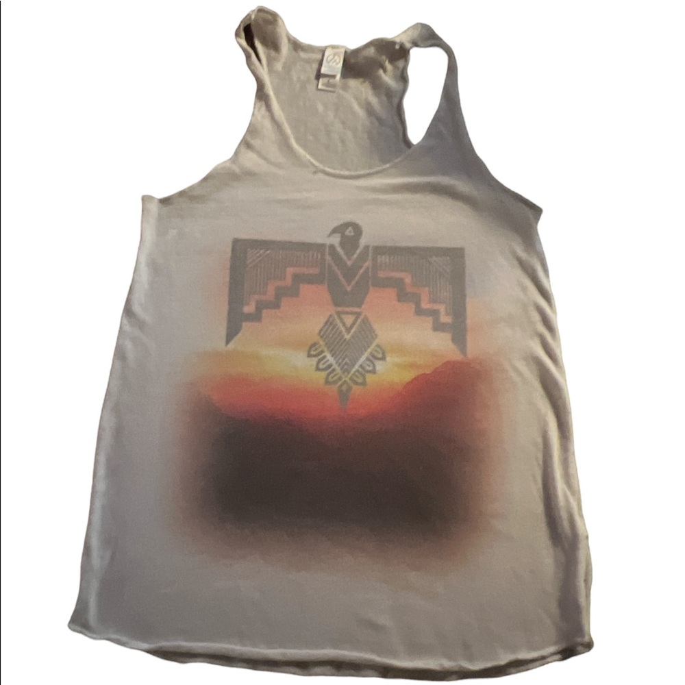 Cool tank here !!!! 🦅